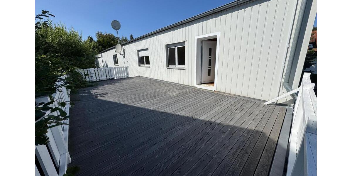 Gewerbewohnung mit Lagerfläche im Gewerbegebiet Gechingen zu verm 3 zimmer