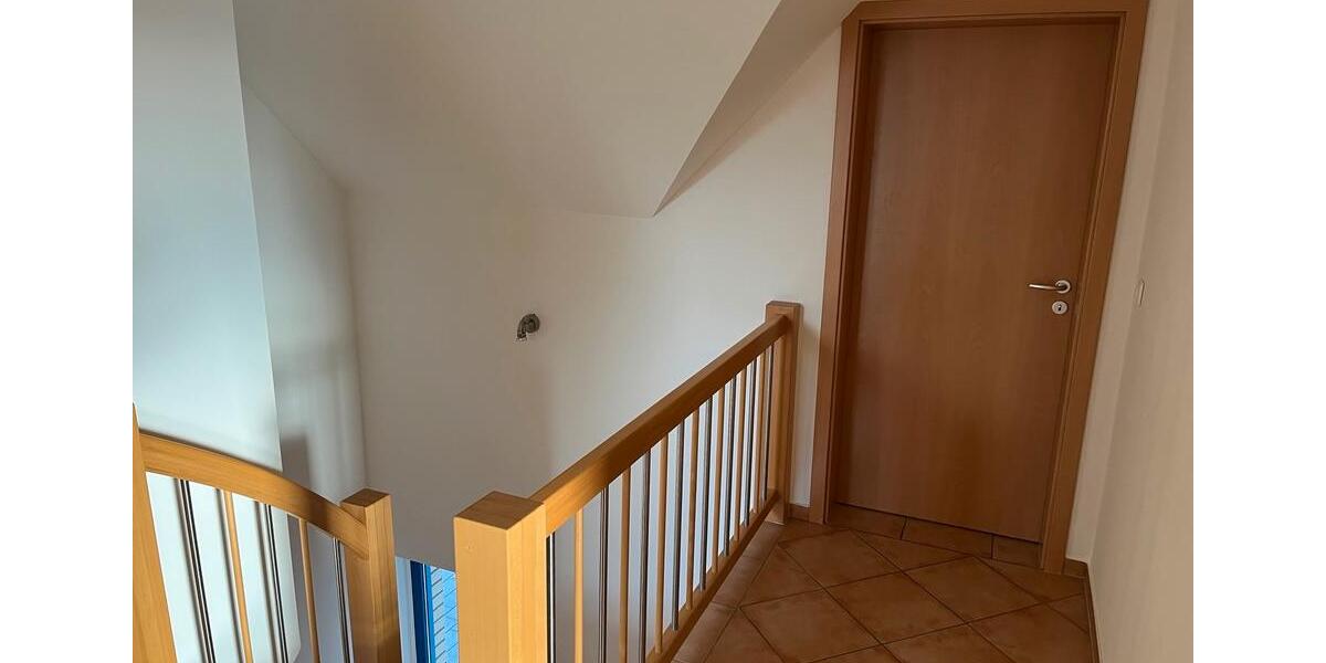 Erdgeschoßwohnung Verl - 4 Zimmer, 148 m&sup2;, 1.870&euro; | Angebot:24874879