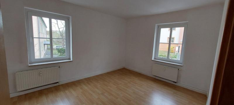 Erdgeschoßwohnung Meuselwitz - 2 Zimmer, 54 m&sup2;, 390&euro; | Angebot:25303702