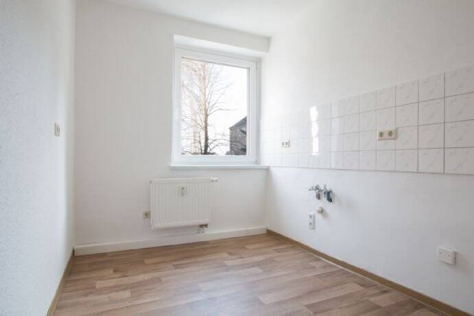 Etagenwohnung Oschatz - 3 Zimmer, 61 m&sup2;, 360&euro; | Angebot:24789334