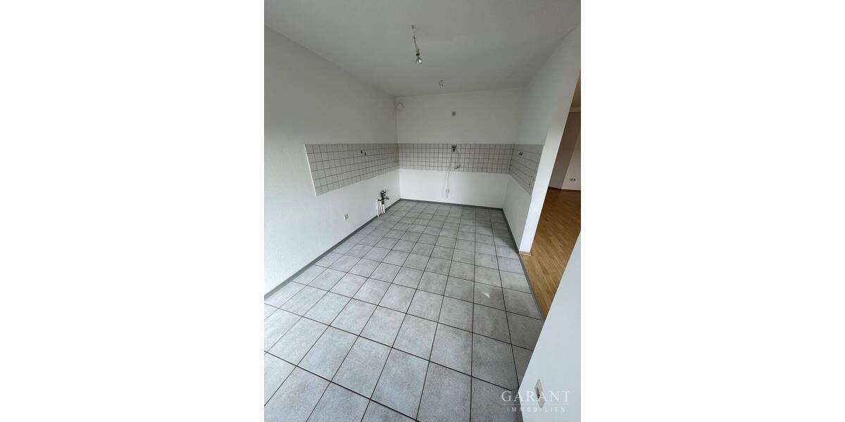 Etagenwohnung Sinsheim Waldangelloch - 3 Zimmer, 94 m&sup2;, 970&euro; | Angebot:26486441