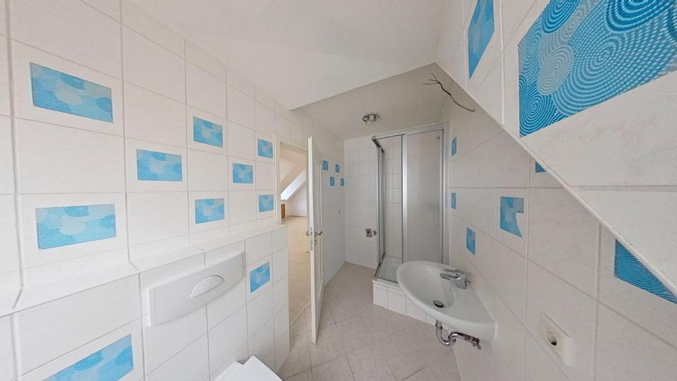 Dachgeschoßwohnung Köthen (Anhalt) - 1 Zimmer, 30 m&sup2;, 200&euro; | Angebot:26148046