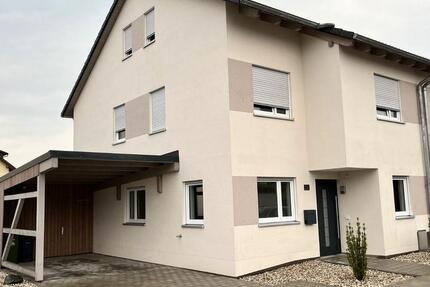 Wohnung Schwandorf - 5 Zimmer, 140 m&sup2;, 1.680&euro; | Angebot:26632555
