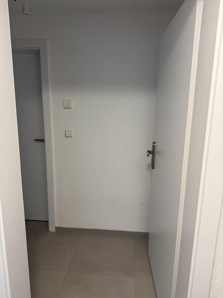 Kernsarnierte 2-Zimmer Dachgeschosswohnung in Poppenweiler zimmer