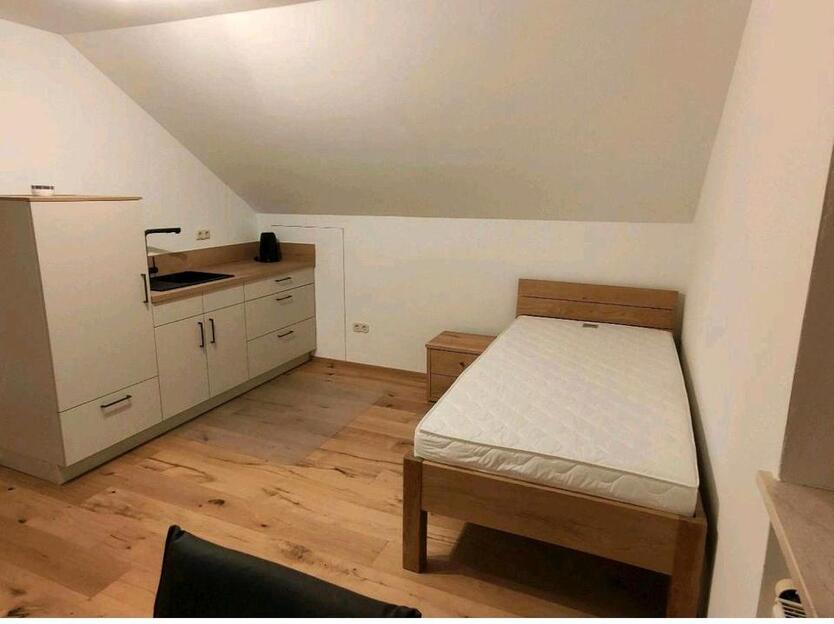 Vermiete möbliertes Appartement an Wochenendheimfahrer