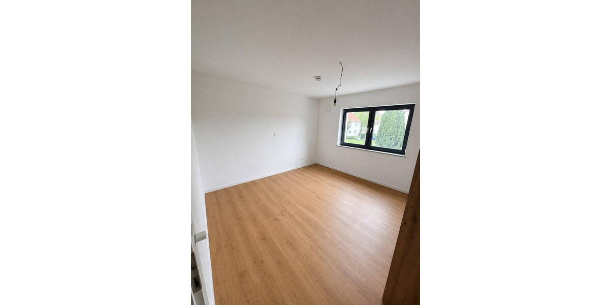 Etagenwohnung Bad Schönborn Mingolsheim - 3 Zimmer, 87 m&sup2;, 1.250&euro; | Angebot:26401974