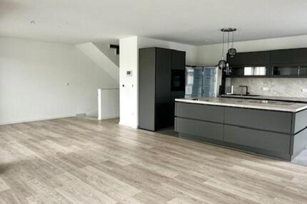 OS-Lüstringen Wohnung auf Zwei Etagen mit eigenen Eingang