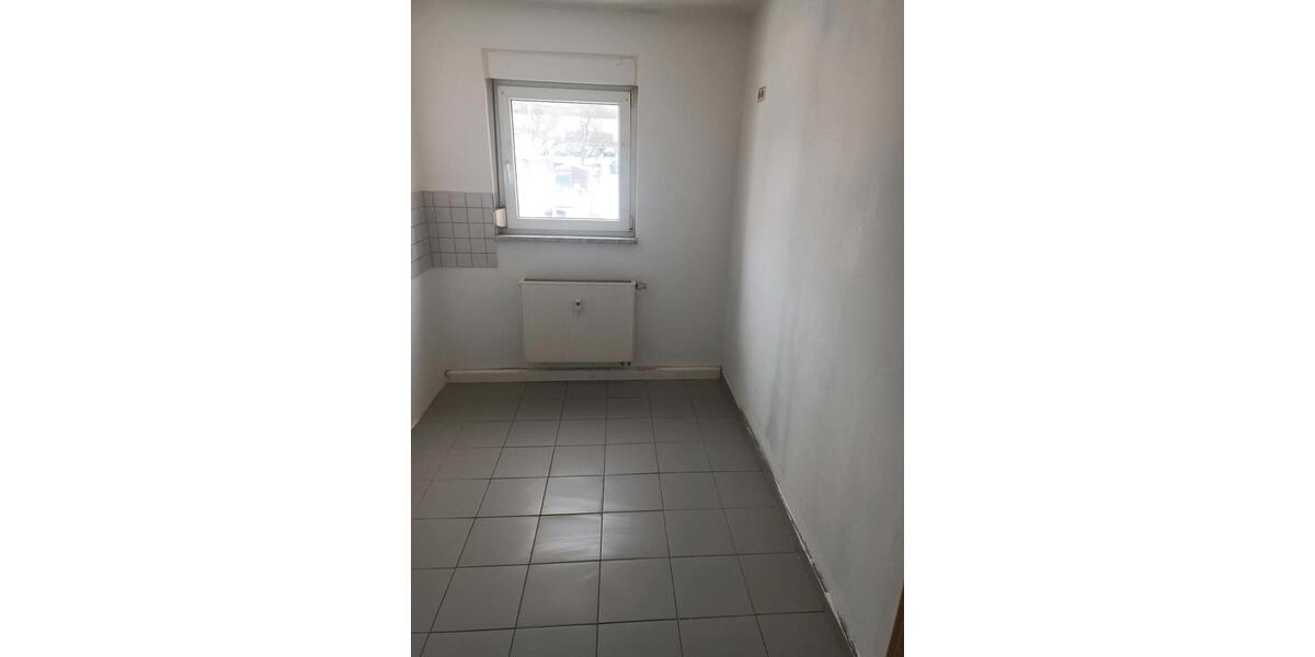 Erdgeschoßwohnung Frankenblick - 4 Zimmer, 80 m&sup2;, 550&euro; | Angebot:24774694