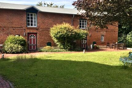 Wohnen auf Zeit Flensburg Altstadt - 6 Zimmer, 240 m&sup2;, 2.500&euro; | Angebot:25842789