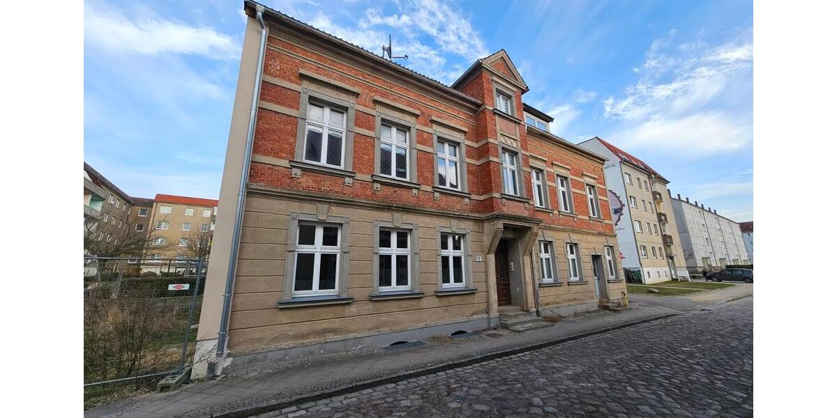 Erdgeschosswohnung in denkmalgeschütztem Haus im Zentrum 1 zimmer
