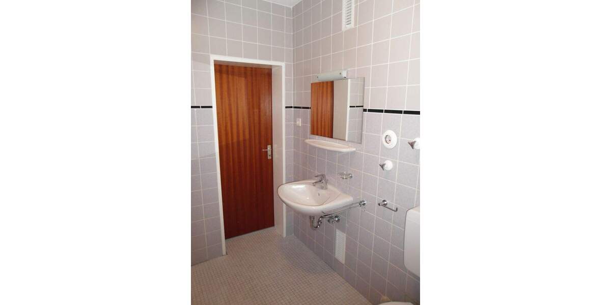 Etagenwohnung Wilhelmshaven Aldenburg - 2 Zimmer, 48 m&sup2;, 350&euro; | Angebot:25696209