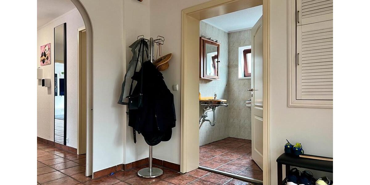 Bungalow Quickborn - 5 Zimmer, 185 m&sup2;, 1.750&euro; | Angebot:26037278