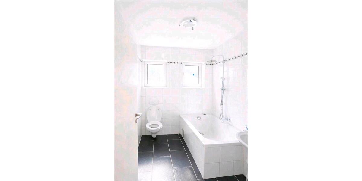 Erdgeschoßwohnung Schernfeld Birkhof - 4 Zimmer, 82 m&sup2;, 880&euro; | Angebot:26682608
