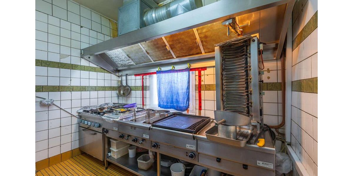 Einmalige Gelegenheit: Übernahme eines etablierten Restaurants mit kleinem Abstand !!!!!! zimmer