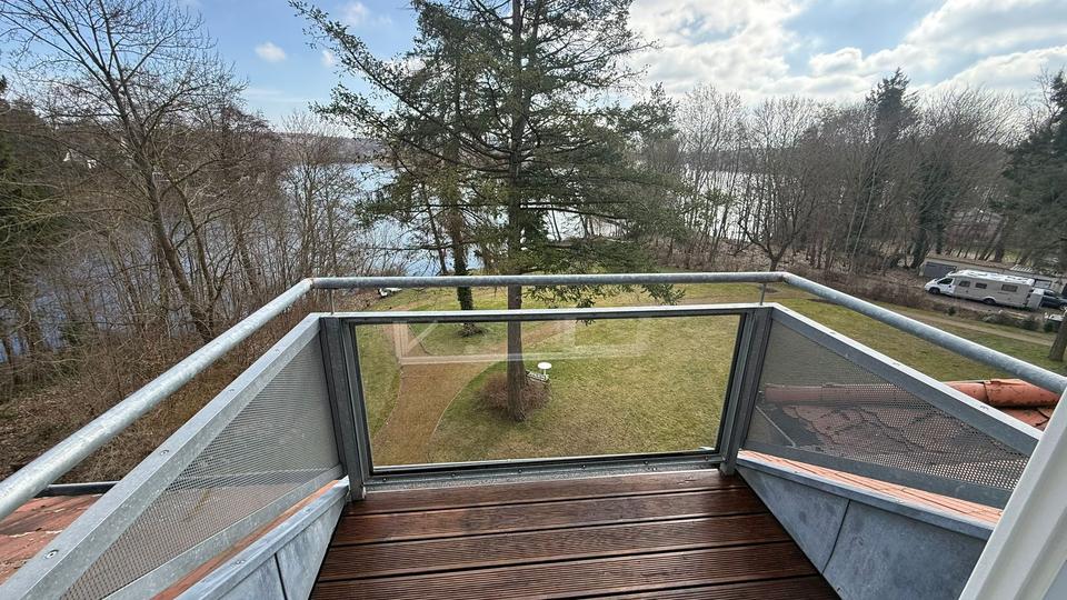 Dachgeschoßwohnung Schwerin Friedrichsthal - 4 Zimmer, 137 m&sup2;, 1.370&euro; | Angebot:25855164