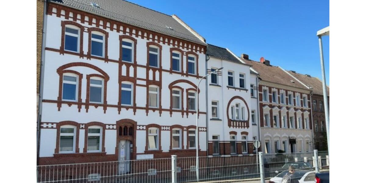 Etagenwohnung Burg - 4 Zimmer, 100 m&sup2;, 600&euro; | Angebot:23550803