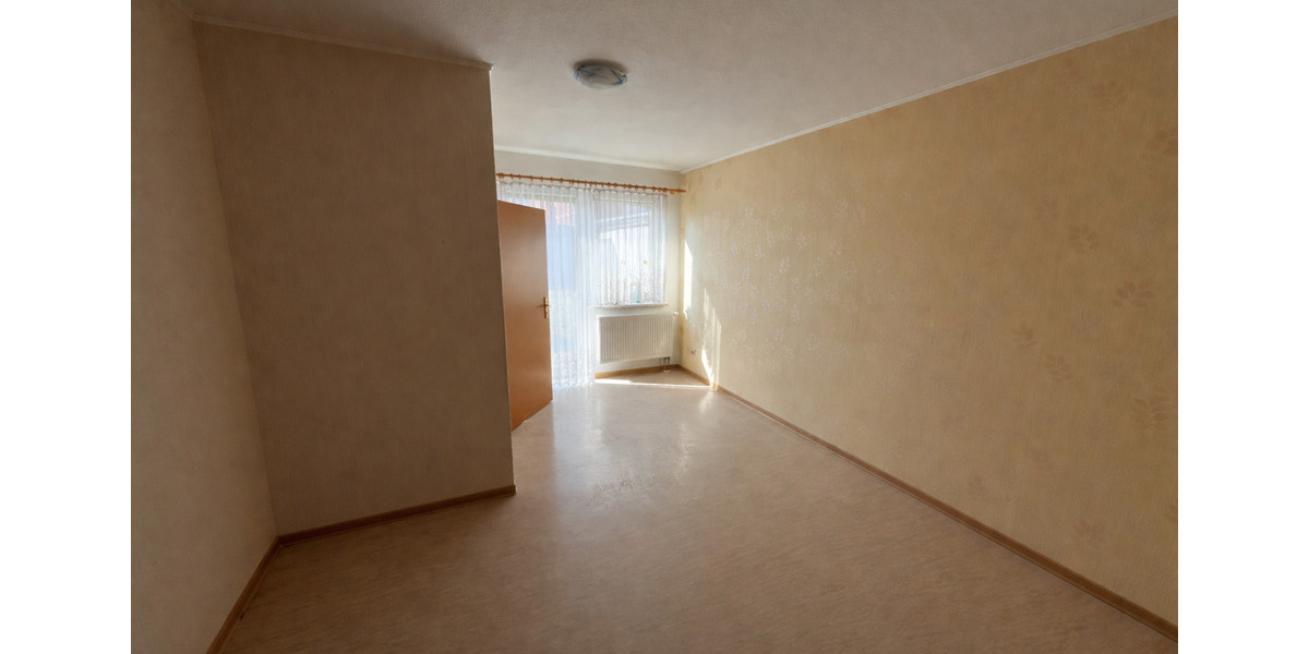 Erdgeschoßwohnung Staßfurt - 2 Zimmer, 42 m&sup2;, 340&euro; | Angebot:25055383