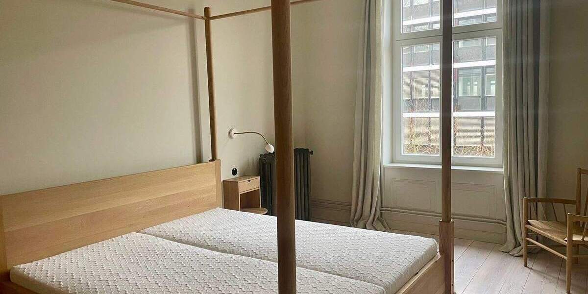 Etagenwohnung Hamburg Rotherbaum - 3 Zimmer, 104 m&sup2;, 3.500&euro; | Angebot:26026971