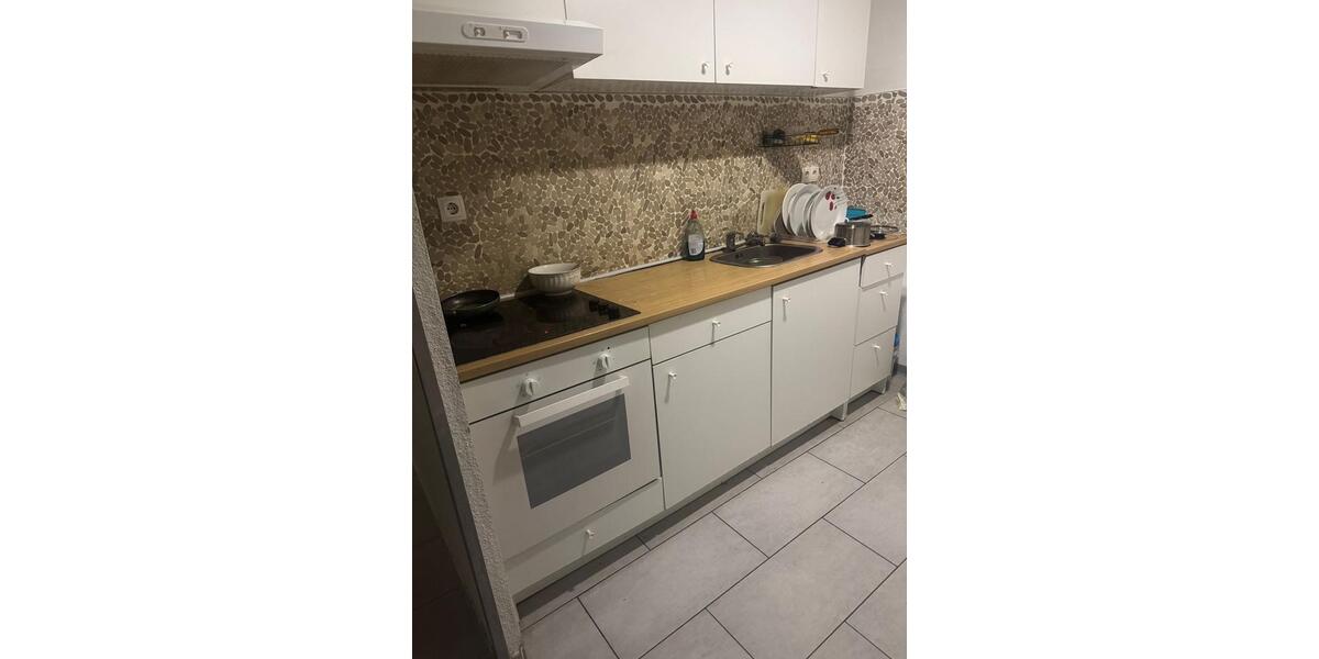 Wohnen auf Zeit Freiburg im Breisgau Betzenhausen - 4 Zimmer, 93 m&sup2;, 550&euro; | Angebot:24749119