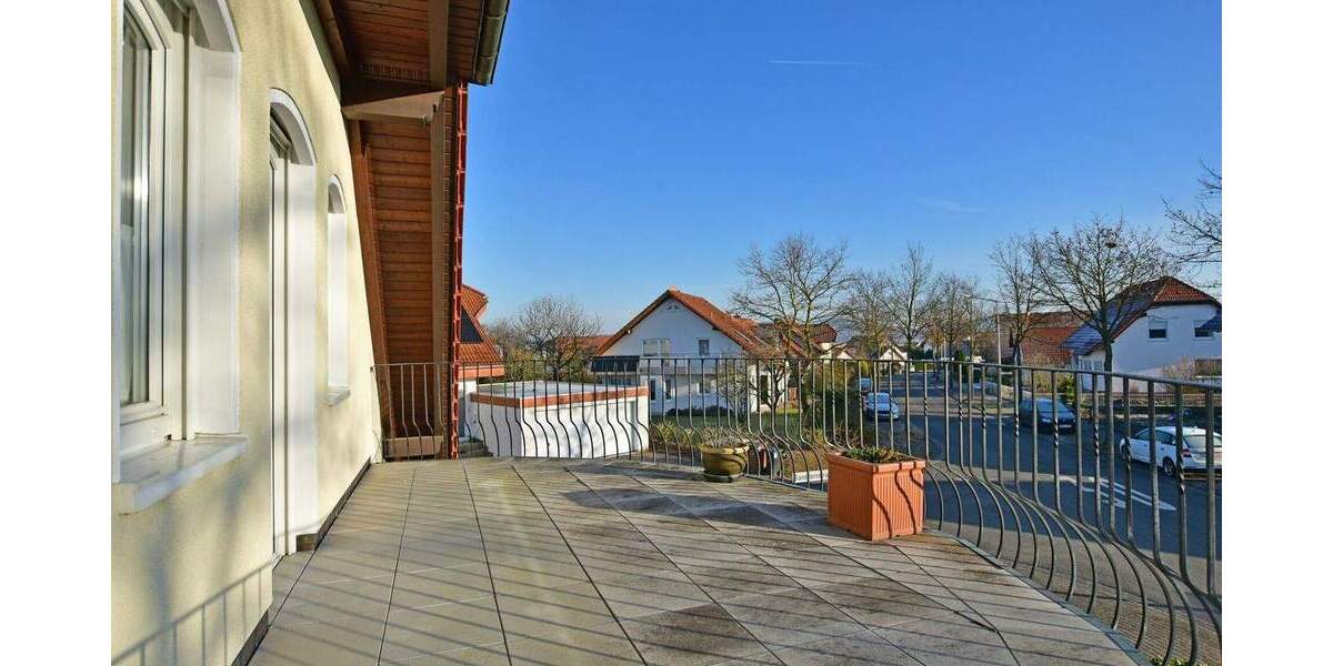 Einfamilienhaus Wolfhagen - 4 Zimmer, 150 m&sup2;, 1.100&euro; | Angebot:24789072