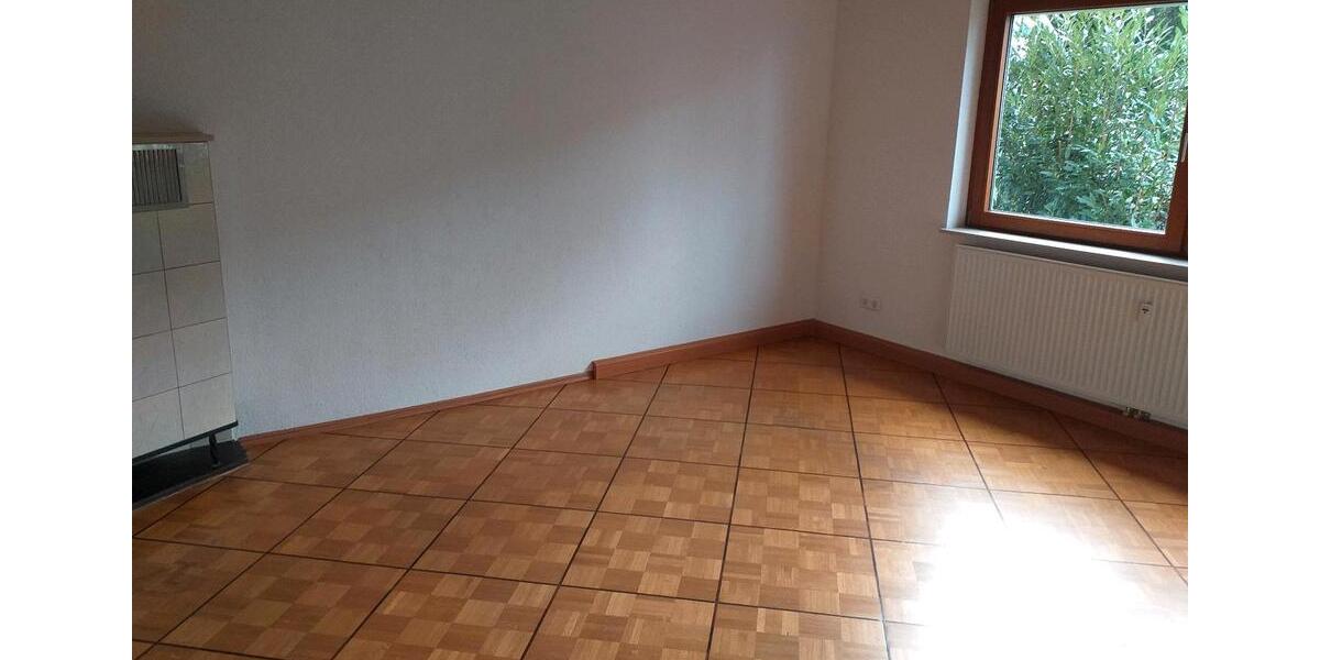 Erdgeschoßwohnung Schwäbisch Gmünd Bargau - 3 Zimmer, 105 m&sup2;, 1.000&euro; | Angebot:24870102