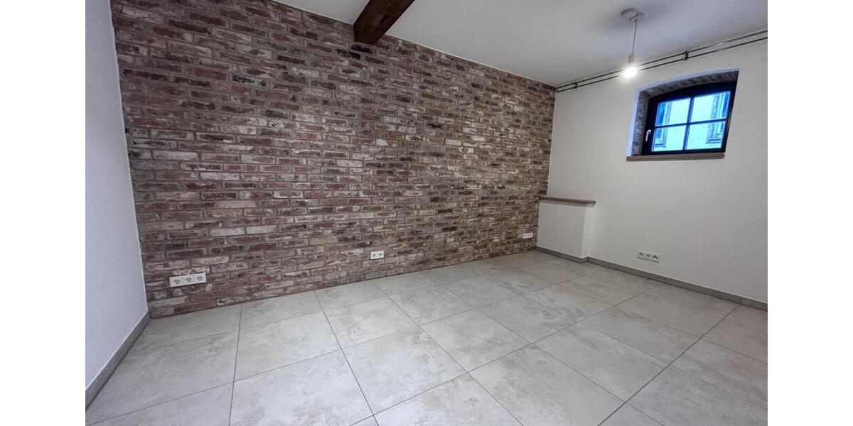 Etagenwohnung Vaihingen an der Enz - 2 Zimmer, 78 m&sup2;, 1.000&euro; | Angebot:26044719