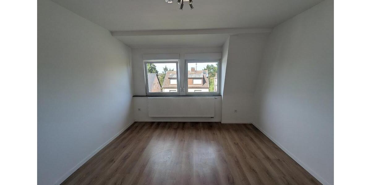 Etagenwohnung Friedrichsthal - 4 Zimmer, 130 m&sup2;, 960&euro; | Angebot:26236820