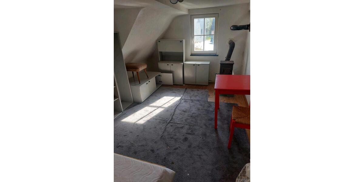 Dachgeschoßwohnung Kupferzell - 2 Zimmer, 40 m&sup2;, 500&euro; | Angebot:26619599