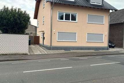 Haus Bergheim - 6 Zimmer, 160 m&sup2;, 1.850&euro; | Angebot:24975741