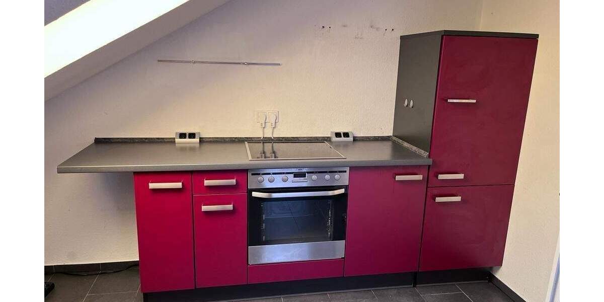 Etagenwohnung Duisburg Kaßlerfeld - 2 Zimmer, 66 m&sup2;, 590&euro; | Angebot:25278806