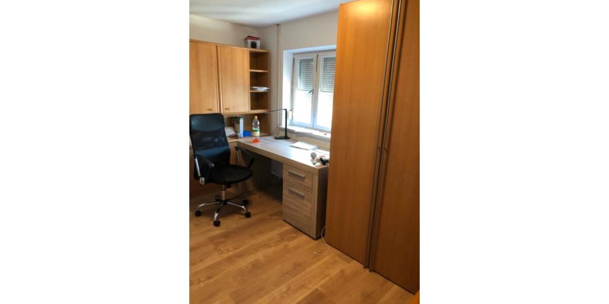 WG-Zimmer in 2er WG (Studenten Azubis) 1 zimmer