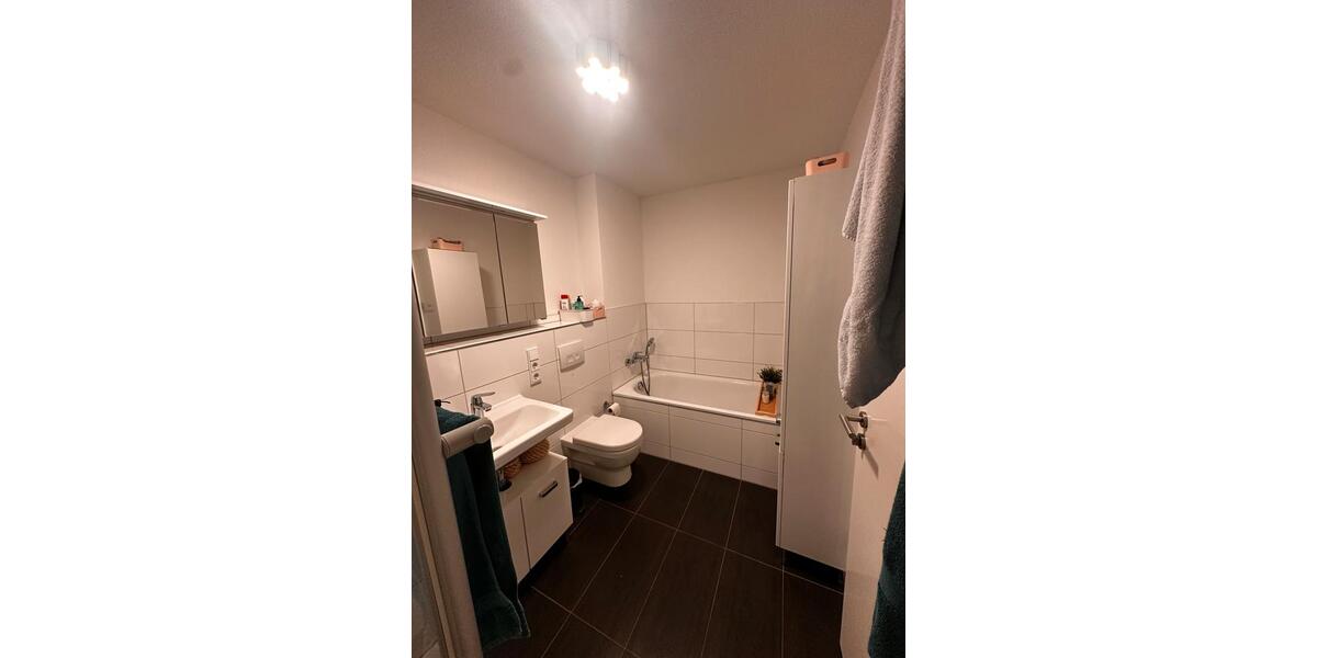 Maisonettenwohnung Frankfurt am Main Kalbach - 4 Zimmer, 107 m&sup2;, 1.300&euro; | Angebot:26577817
