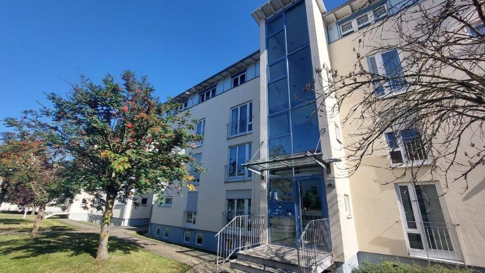 Erdgeschoßwohnung Zwickau Zwickau-West - 3 Zimmer, 71 m&sup2;, 580&euro; | Angebot:25974100