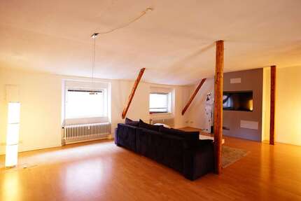 Wohnung Rendsburg Altstadt - 3 Zimmer, 120 m&sup2;, 1.020&euro; | Angebot:25925009