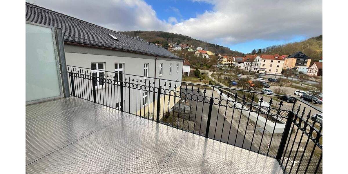 Etagenwohnung Bad Brückenau - 3 Zimmer, 107 m&sup2;, 800&euro; | Angebot:25863544