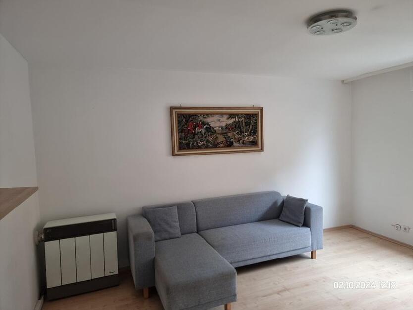 Vermiete eine ca.75m große 3-Zimmer EG InnenstadtWohnung, am Rand