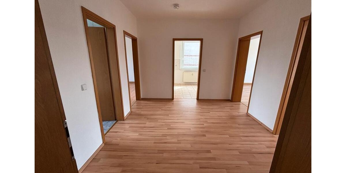 Etagenwohnung Penig - 3 Zimmer, 73 m&sup2;, 718&euro; | Angebot:24399184