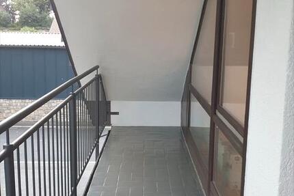 Wohnung Wiesentheid - 4 Zimmer, 90 m&sup2;, 1.300&euro; | Angebot:25282287