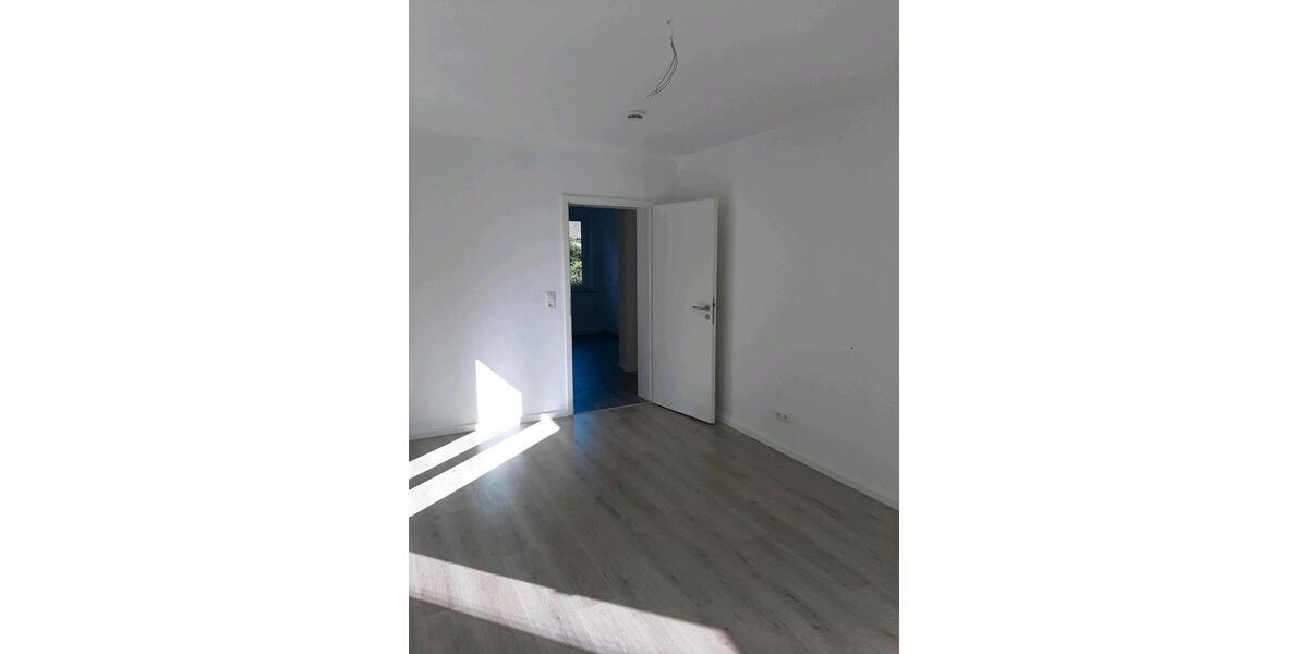 Etagenwohnung Kassel - 2 Zimmer, 70 m&sup2;, 770&euro; | Angebot:26593149