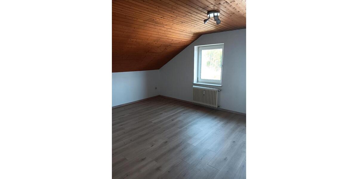 Dachgeschoßwohnung Bodenkirchen - 2 Zimmer, 50 m&sup2;, 440&euro; | Angebot:25993369