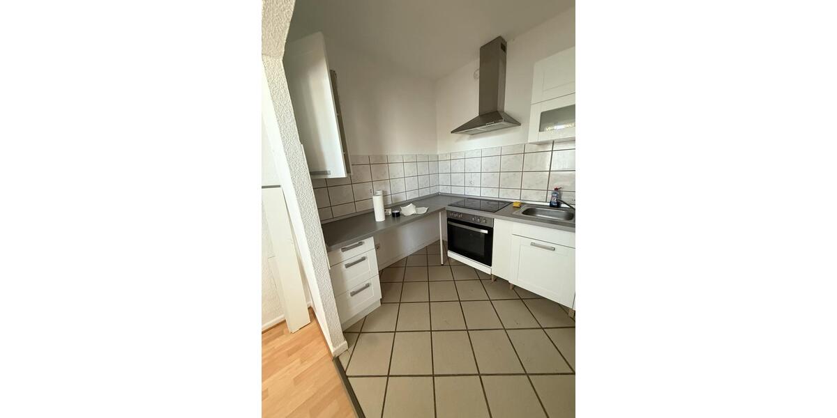 Etagenwohnung Krefeld Benrad - 2 Zimmer, 65 m&sup2;, 700&euro; | Angebot:26498597