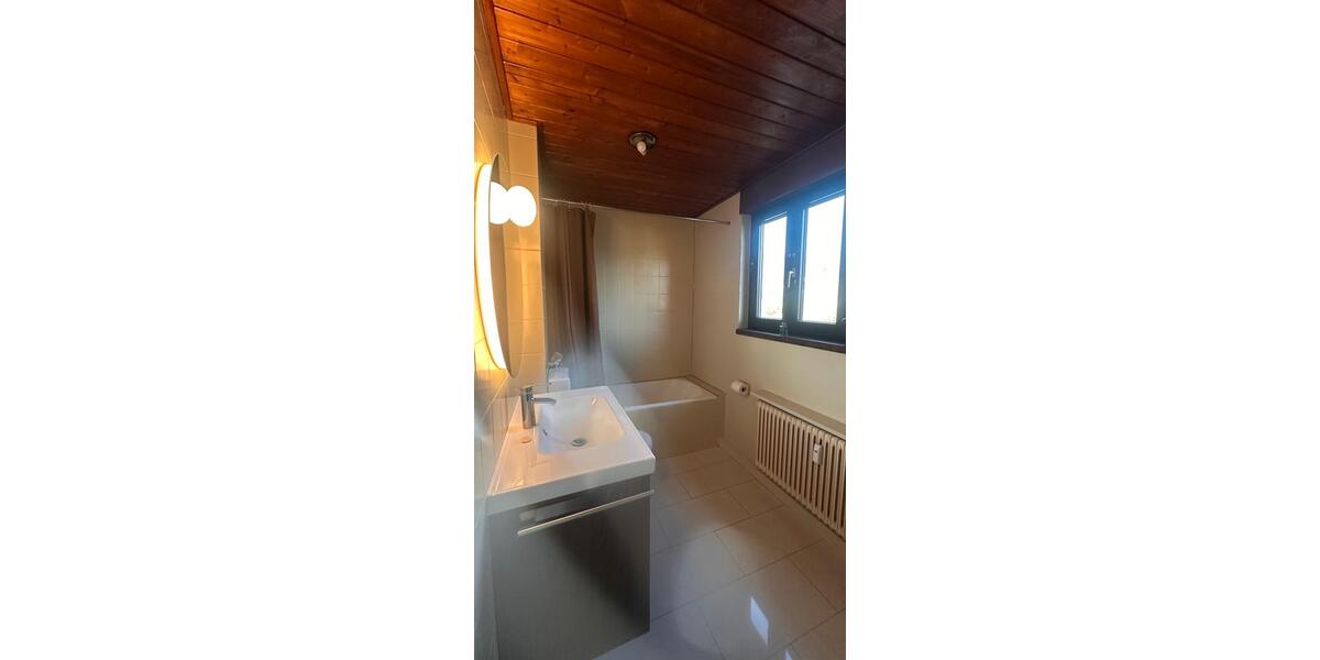 Wohnen auf Zeit Waldshut-Tiengen Tiengen - 3 Zimmer, 60 m&sup2;, 1.750&euro; | Angebot:26094078