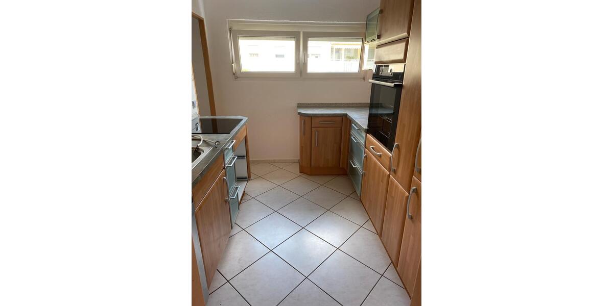 Erdgeschoßwohnung Göppingen Bruckwasen - 3.5 Zimmer, 90 m&sup2;, 1.050&euro; | Angebot:25087456