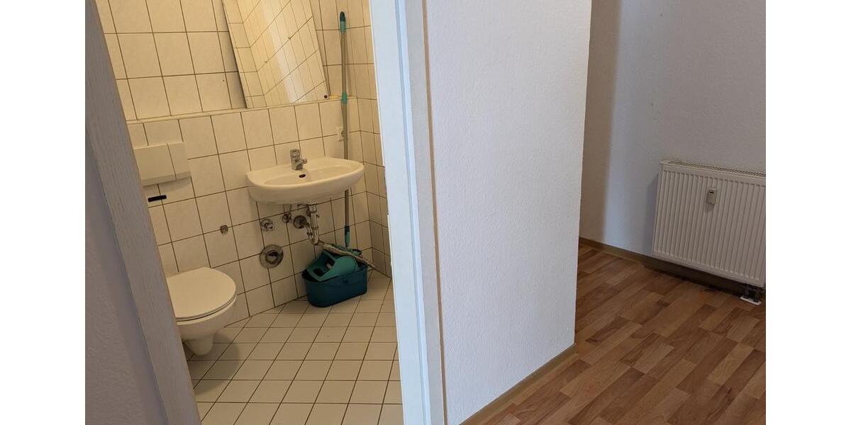 Terrassenwohnung Kabelsketal - 25 Zimmer, 100 m&sup2;, 250&euro; | Angebot:24652289