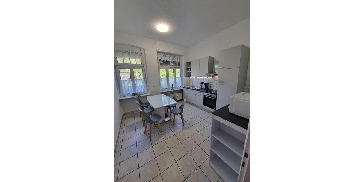 Wohnen auf Zeit Plettenberg - 4 Zimmer, 100 m&sup2;, 12&euro; | Angebot:24408848