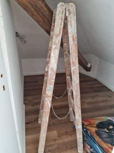 Etagenwohnung Wiesbaden Mainz-Kostheim - 4 Zimmer, 146 m&sup2;, 2.100&euro; | Angebot:25690344