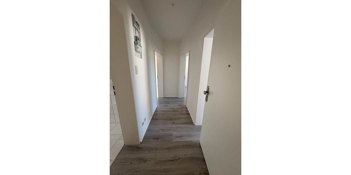 Etagenwohnung Bremerhaven Mitte - 2 Zimmer, 49 m&sup2;, 400&euro; | Angebot:26661577