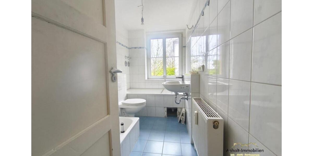 Erdgeschoßwohnung Bitterfeld-Wolfen Bitterfeld - 2 Zimmer, 45 m&sup2;, 320&euro; | Angebot:26663795