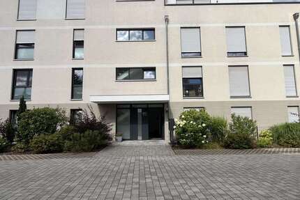 Wohnung Dreieich - 4 Zimmer, 97 m&sup2;, 1.600&euro; | Angebot:27086546