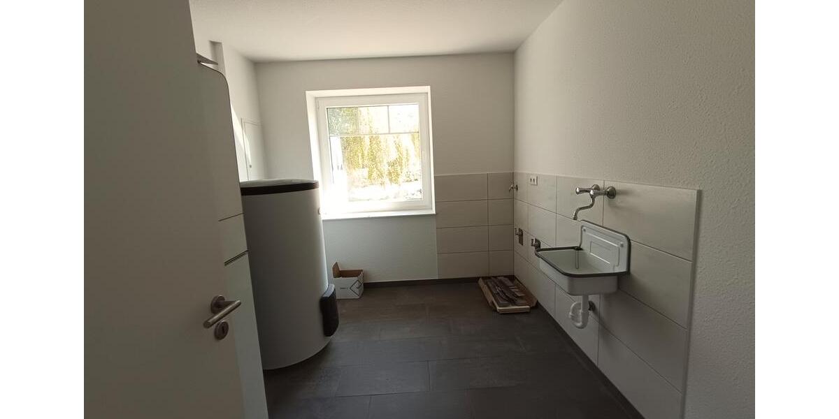 Doppelhaushälfte Zetel - 6 Zimmer, 200 m&sup2;, 1.500&euro; | Angebot:26533162